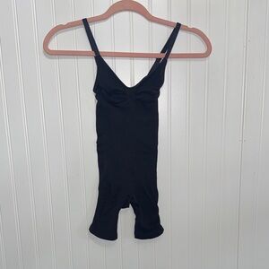 NWOT SKIMS SHAPEWEAR Bodysuit